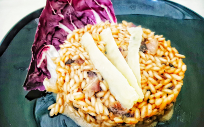 Risotto al radicchio e salsa di pecorino